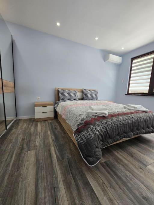 Apartment модерен в гр *